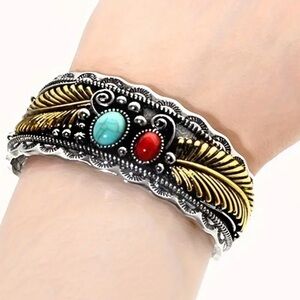 Handcrafted Boho‎ Native American Turquoise Coral Stone Bracelet, New